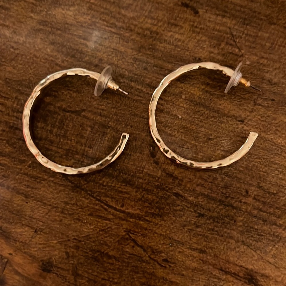 Kendra Scott Gold Hammered Hoops